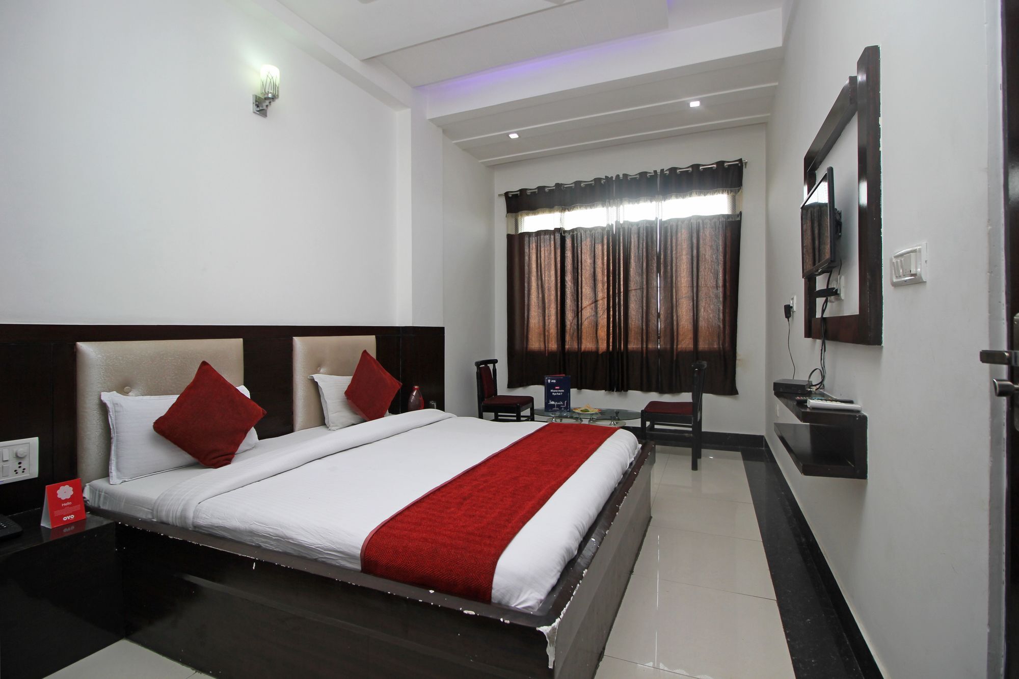 Hotel Oyo 2659 Taj 3*