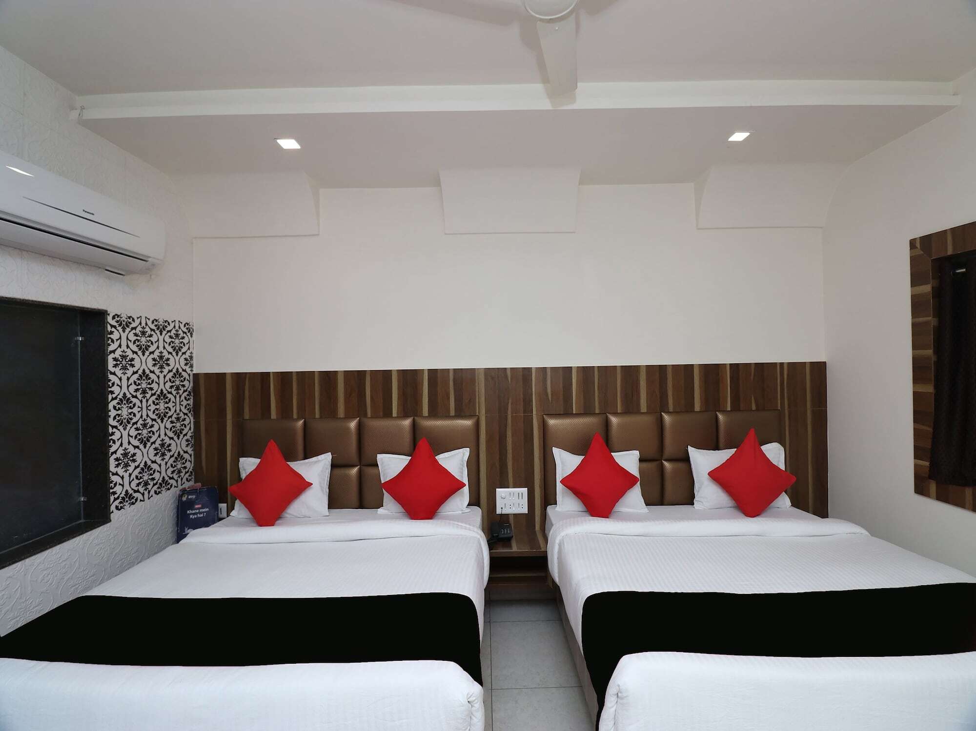 The Orient Tree, Agra 3*