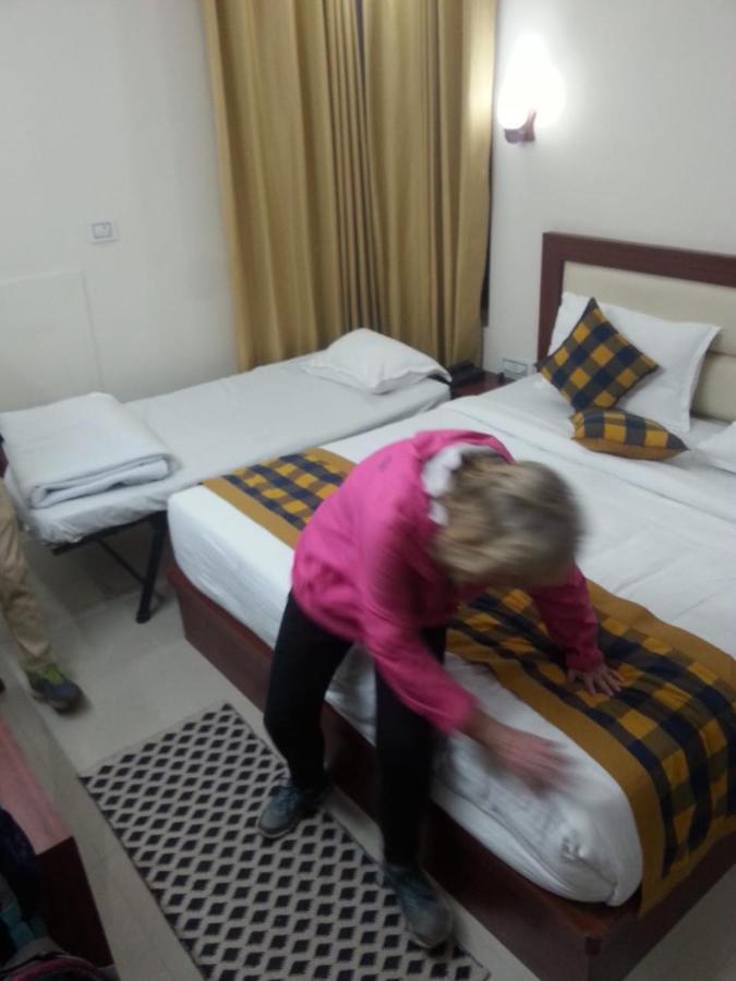 Bed & Breakfast Taj Village - Taj Mahal Distance Only 700 Meter 2*