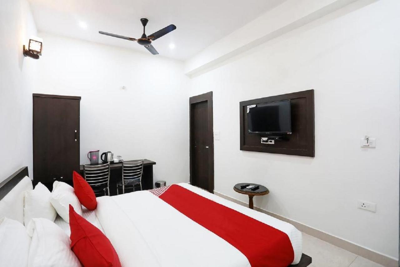 Kamla Palace - Near By Taj Mahal Hotel