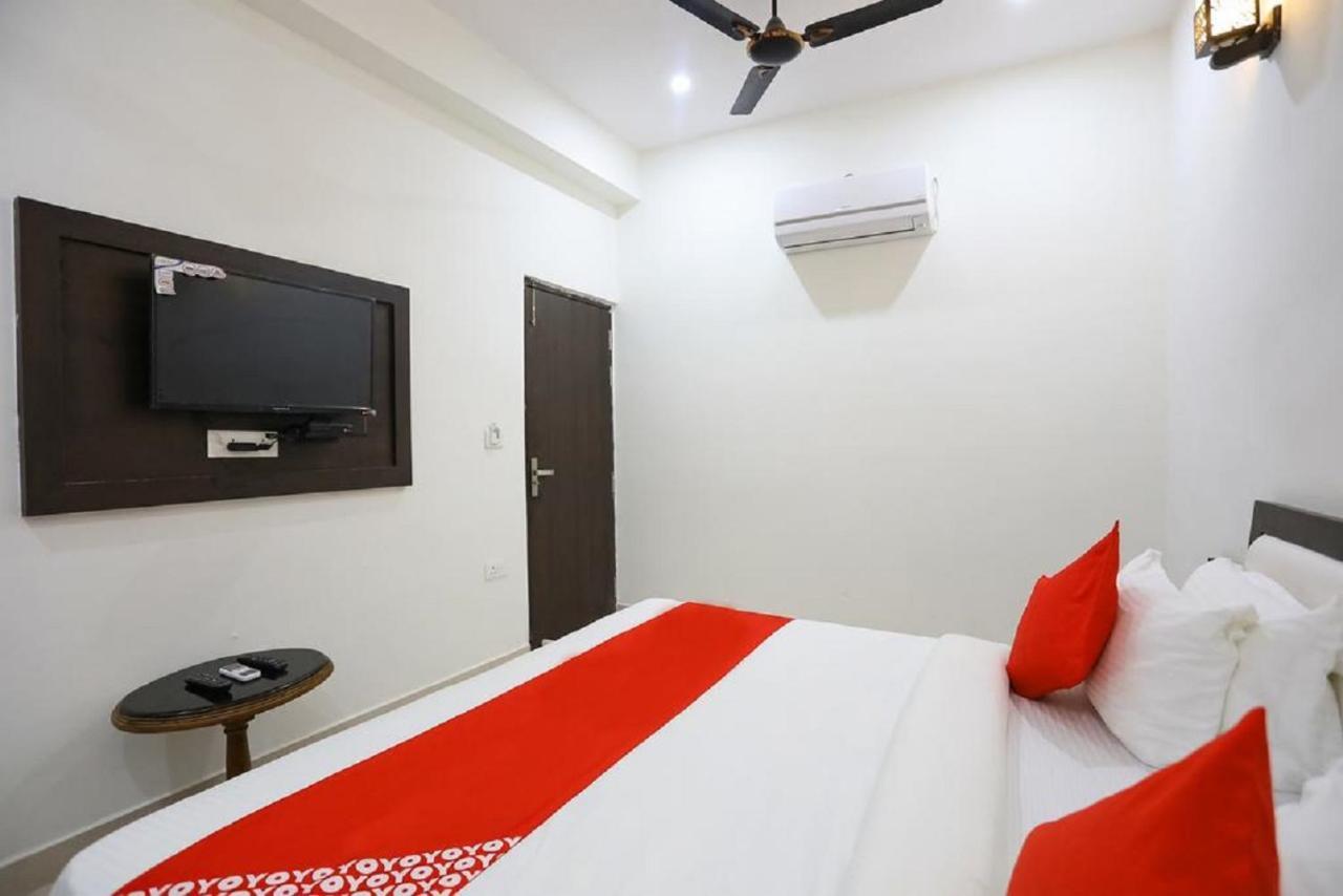 Hotel Kamla Palace - Near By Taj Mahal 3*