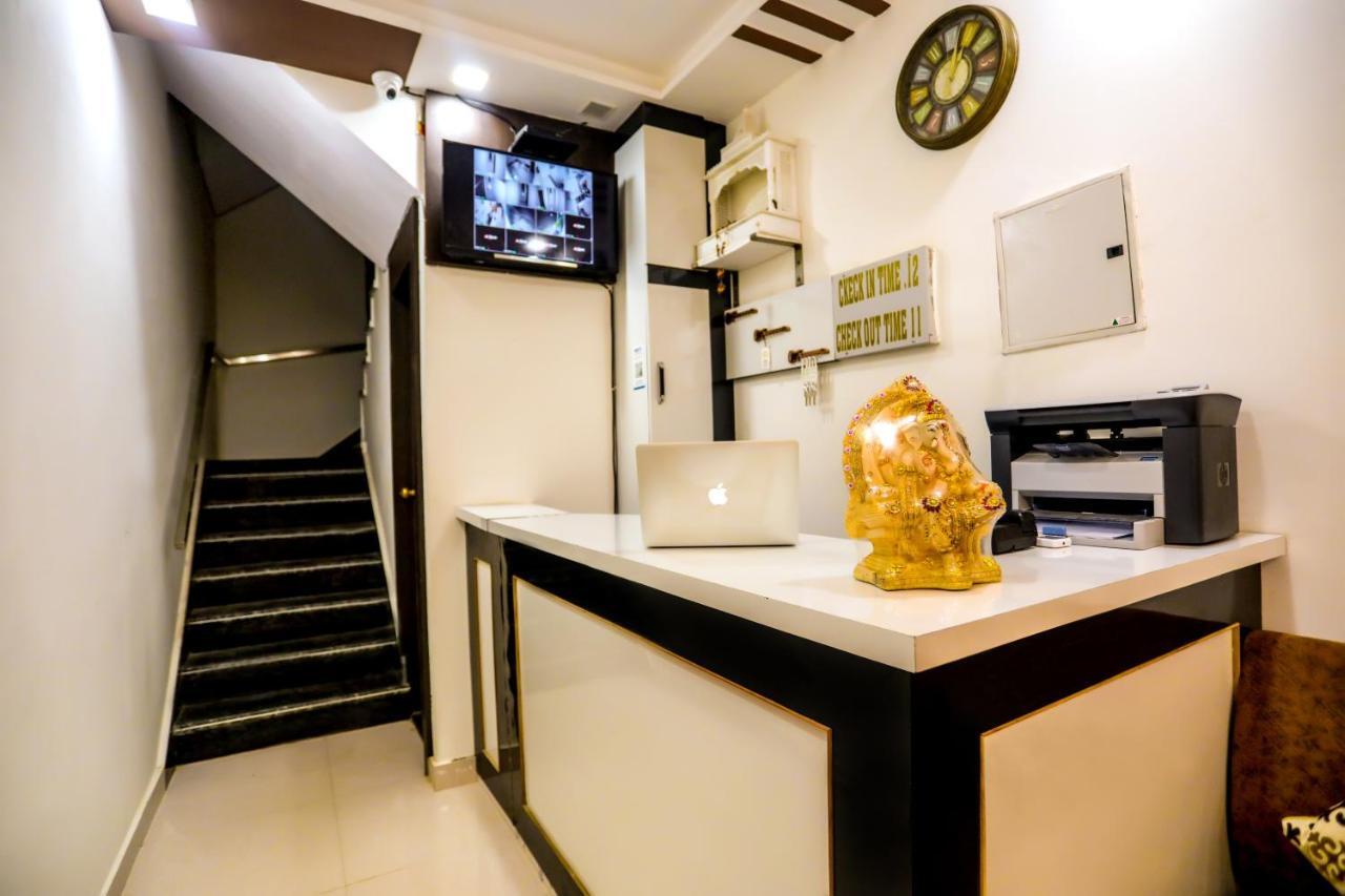 Kamla Palace - Near By Taj Mahal 3*
