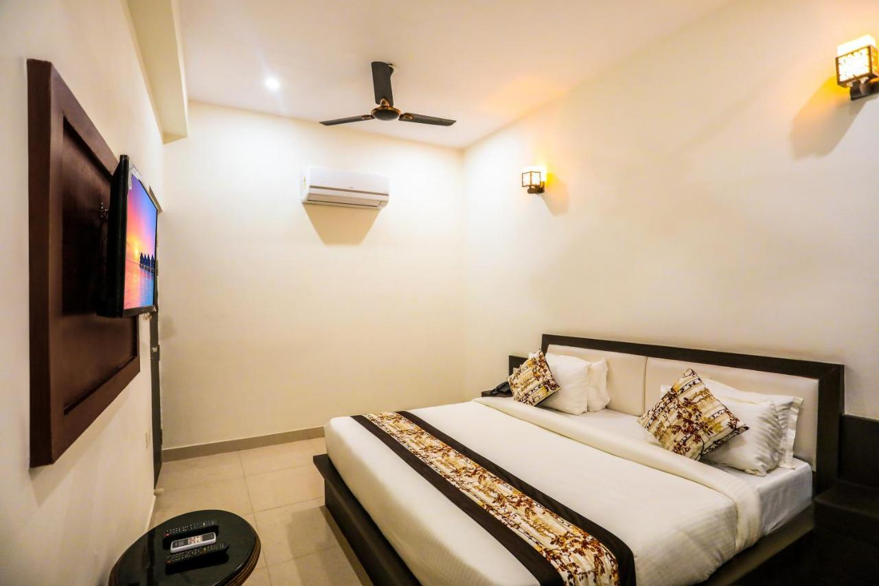 Kamla Palace - Near By Taj Mahal Hotel Agra (Uttar Pradesh)