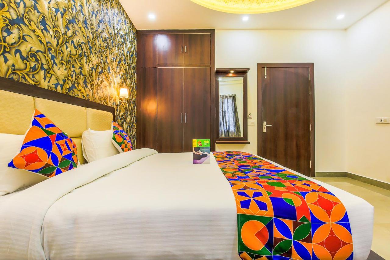 Fabhotel Star Of Taj Restobar Fatehabad Road