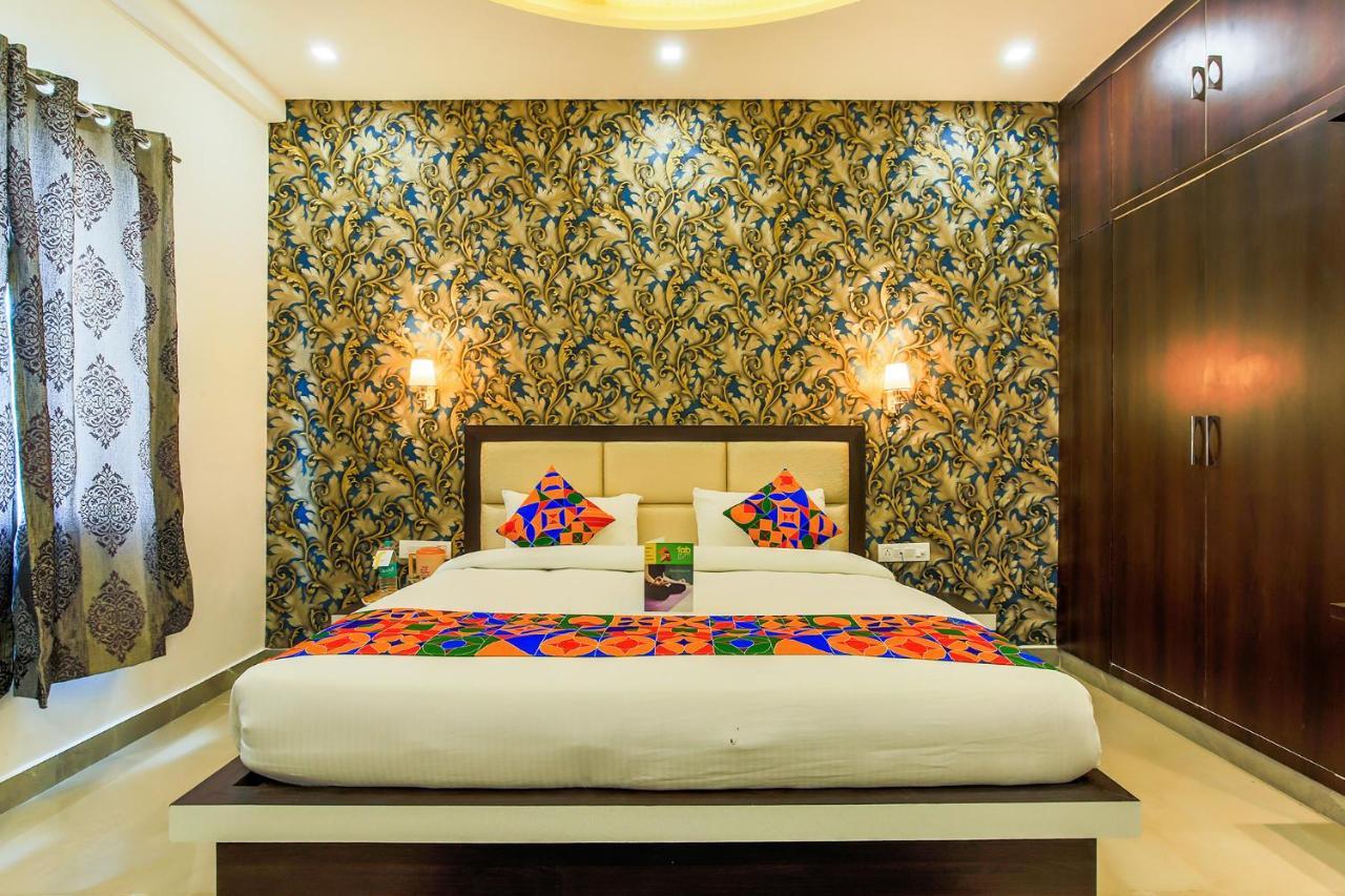 Hotel Fabhotel Star Of Taj Restobar Fatehabad Road 3*