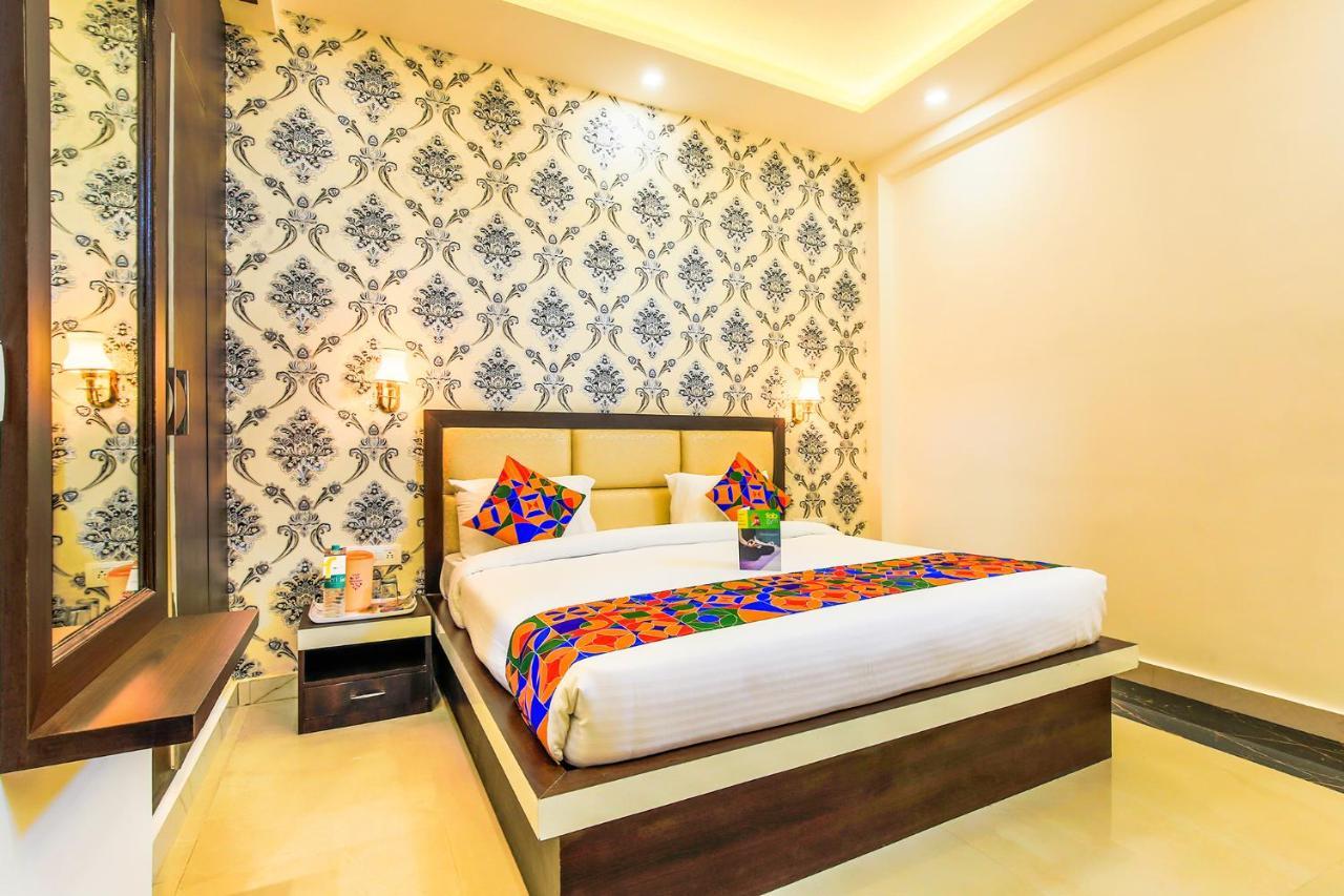 Hotel Fabhotel Star Of Taj Restobar Fatehabad Road Agra (Uttar Pradesh)