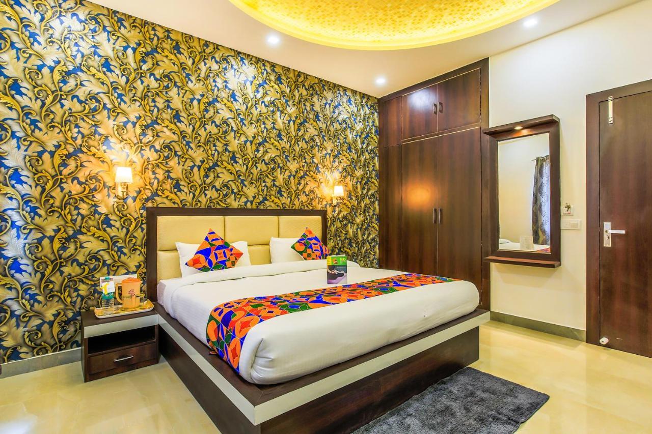 Hotel Fabhotel Star Of Taj Restobar Fatehabad Road Agra (Uttar Pradesh)