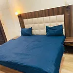 Hotel Wonderland By Bri Family Hotel