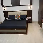 Hotel Urban Star