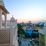 The Taj Vista Agra- Walking Distance To Taj Mahal