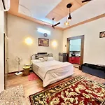 Serene Farmhouse Escape In Agra