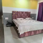 Diamond Divine Rooms A Family Homestay