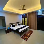 Al Taj Homestay Agra