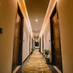 Hotel Ten Square, India