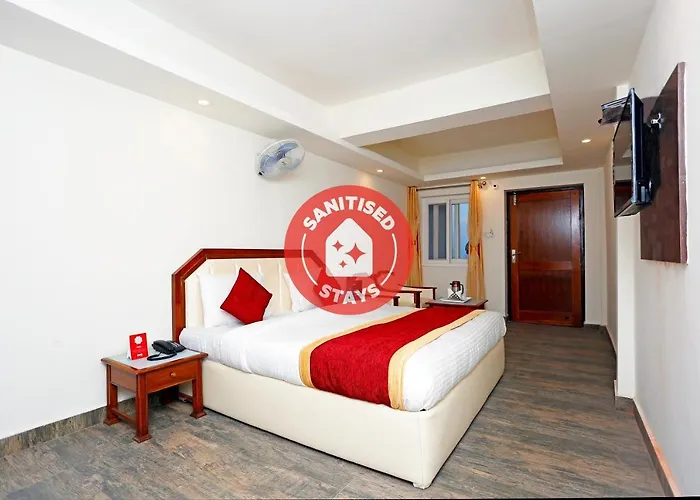 Oyo 8989 Hotel Raj