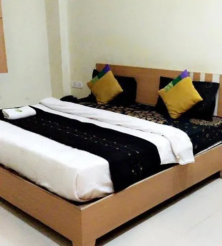 Divine By Awesome Homestay