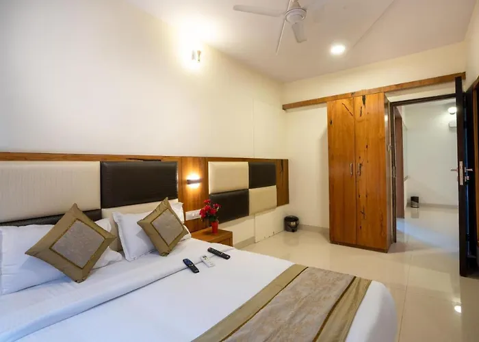 Hotel G B Palace