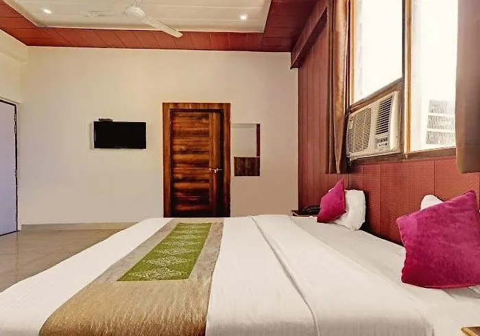 Hotel Orange Town