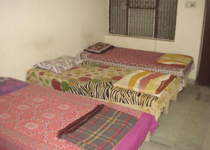 Indu Dormitory And Guest House