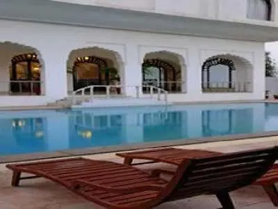 Capital O 16800 Hotel Utkash Vilas