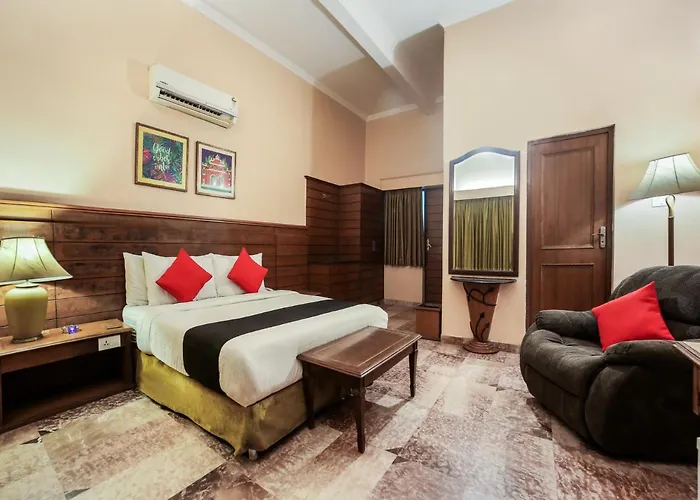 Capital O 10953 Dayal Lodge - A Boutique Hotel