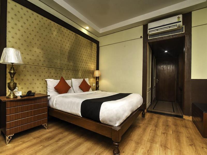 Utkarsh 3* Agra (Uttar Pradesh)