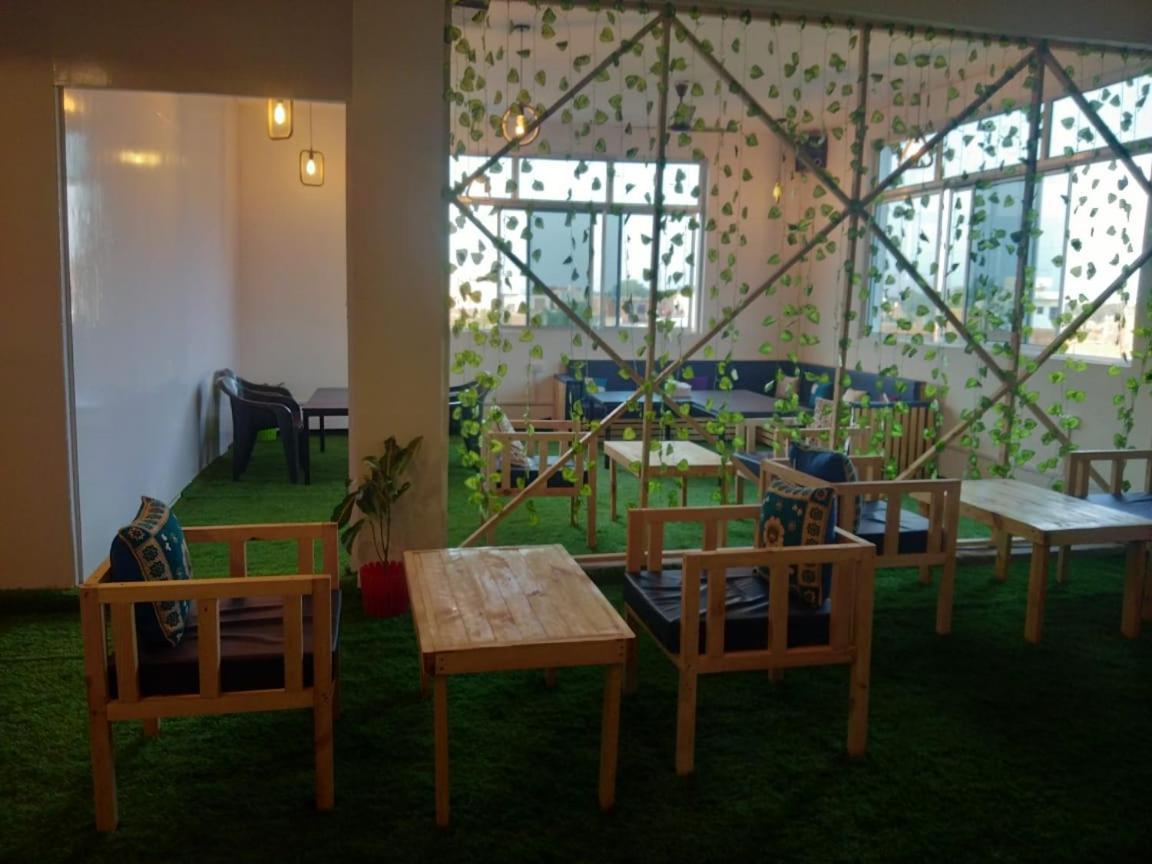 The Hangout Agra Homestay *