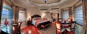 Orient Taj N 5*