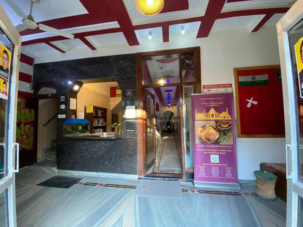Hostel Friends & Hostel- Near Taj Mahal *