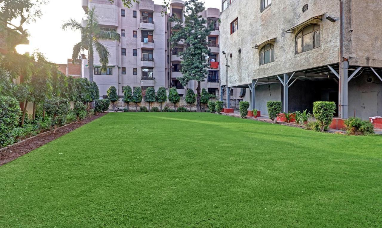 Treebo Trend Kaant Palace Fatehabad Road