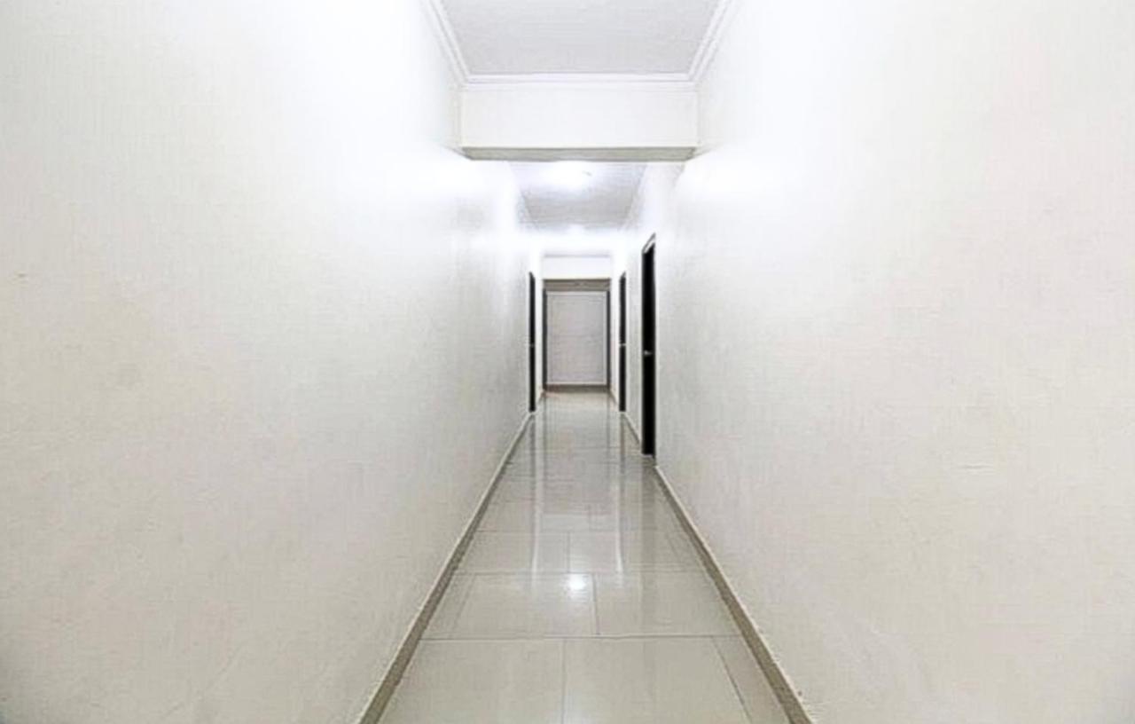 Hotel Delux Plaza By Wb