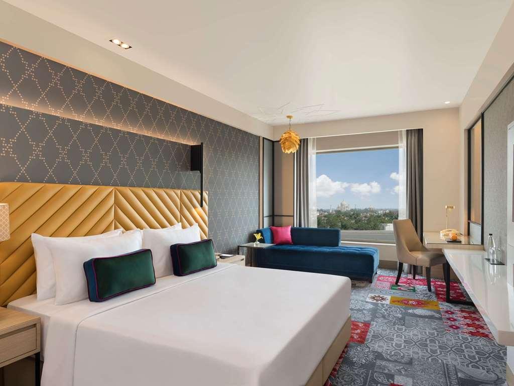 Grand Mercure Agra Hotel *