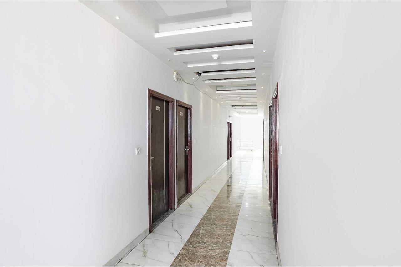 Premium Golden Bird Hotel