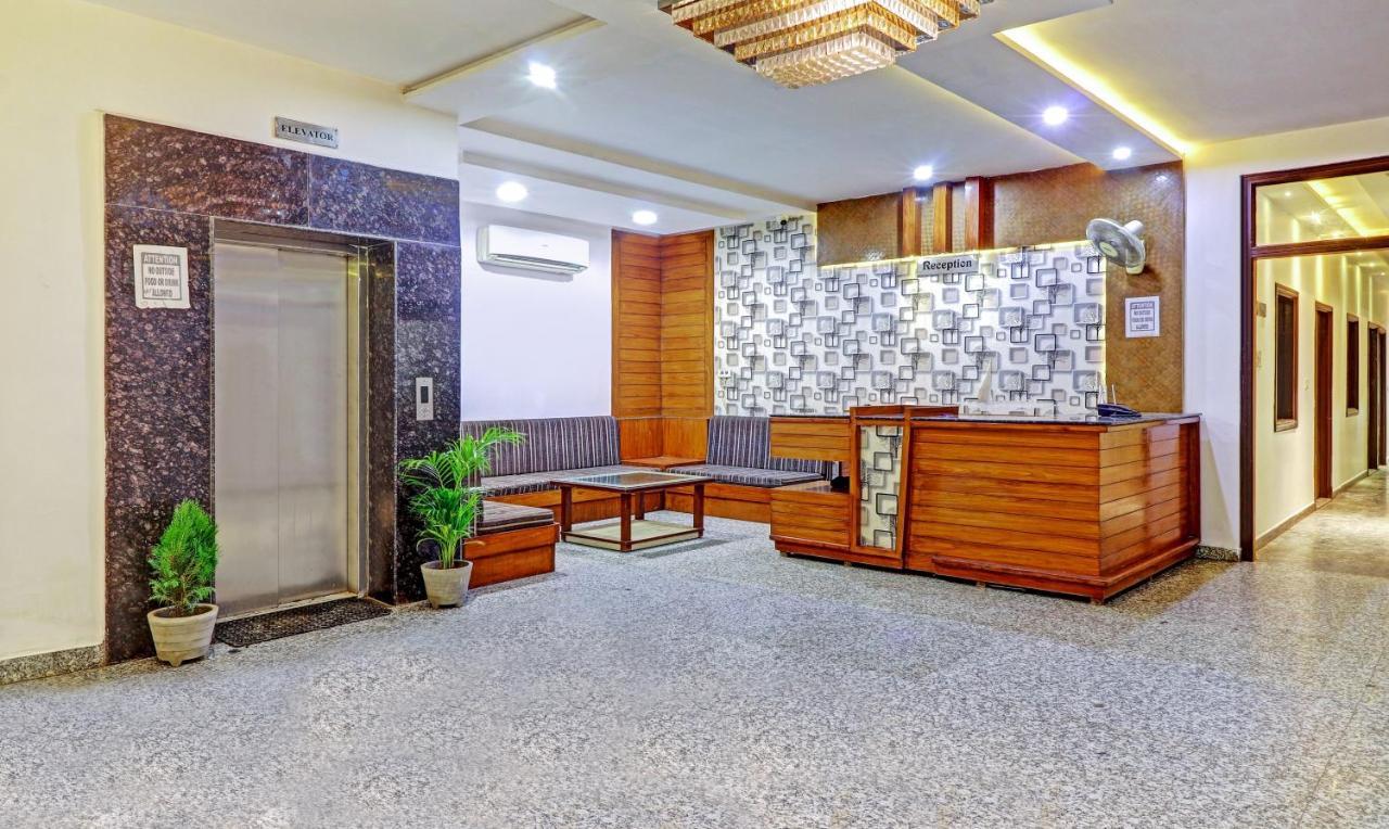 Hotel Premium Golden Bird Agra (Uttar Pradesh)