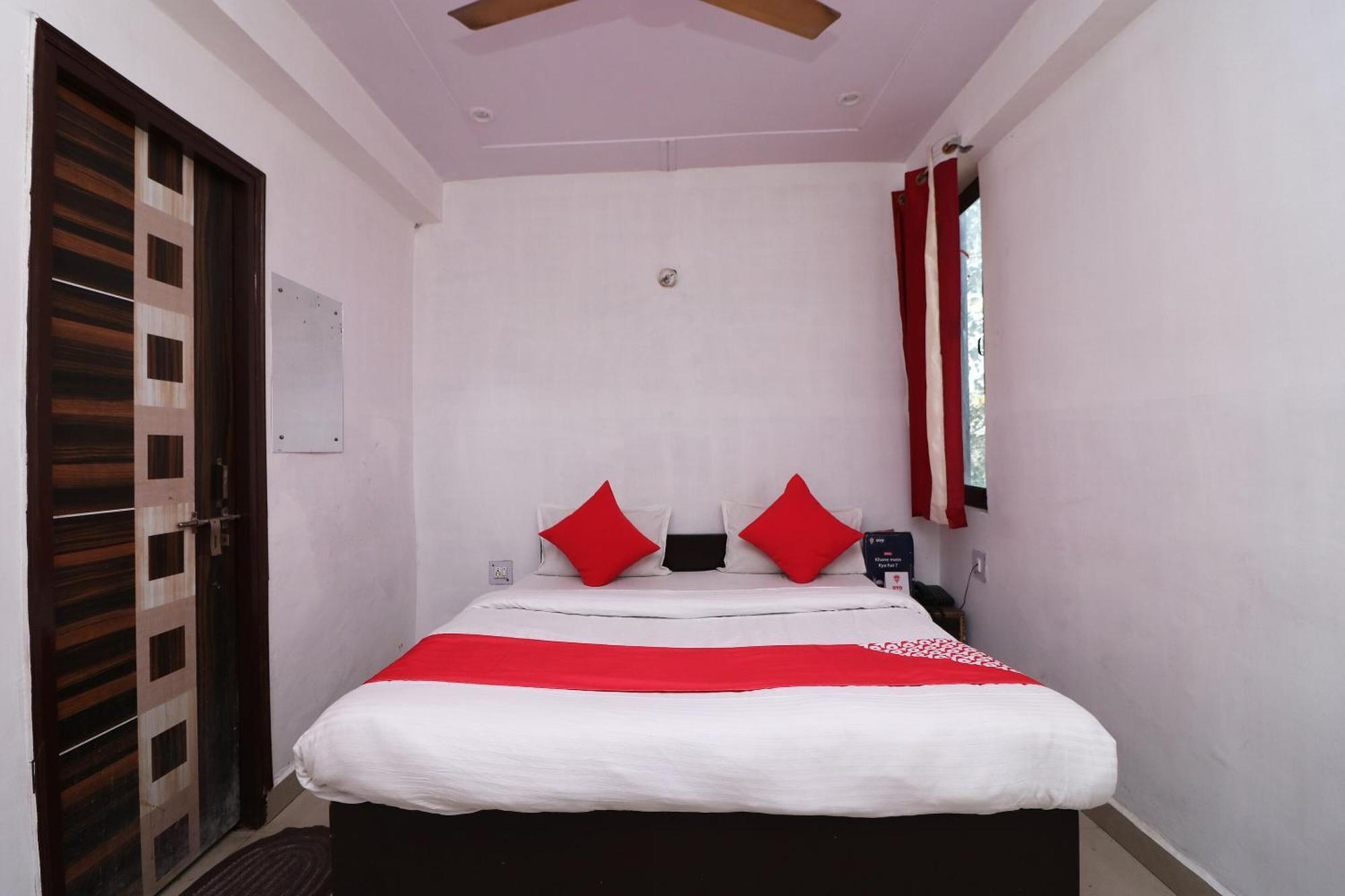 Hotel Four Seasons 3*