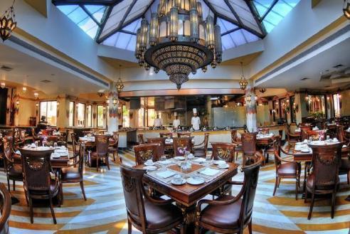 Orient Taj N 5*
