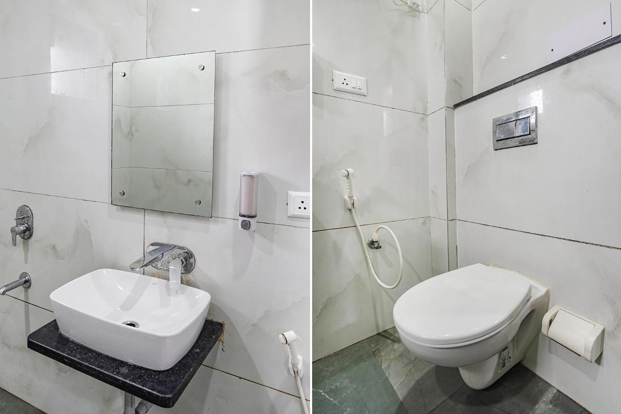 Fabhotel Akash Hotel