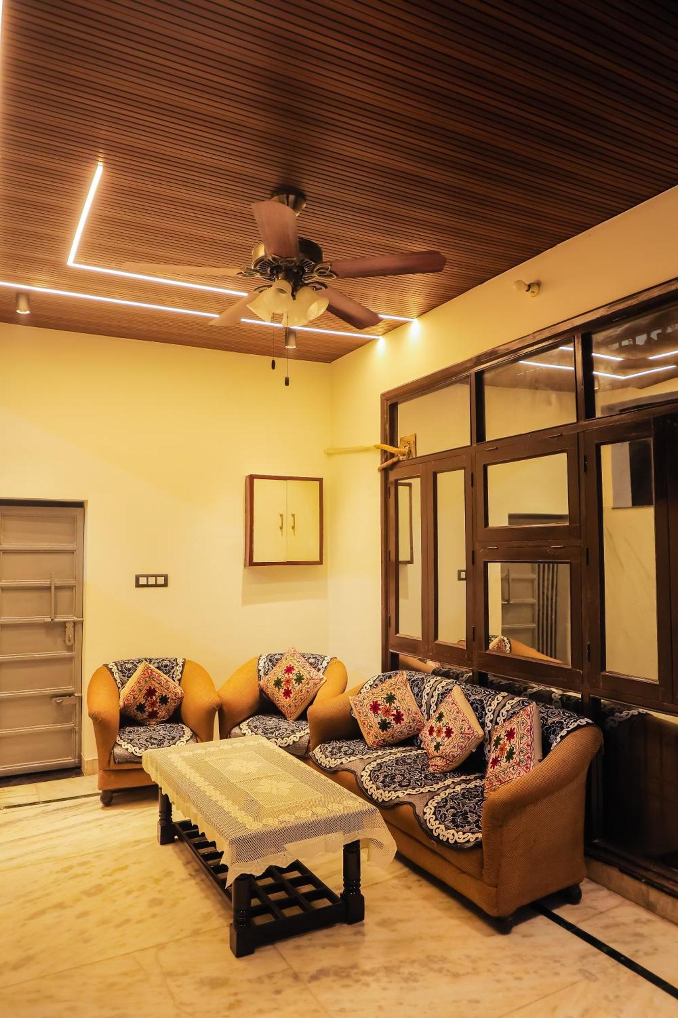 Apartment Anirudh *