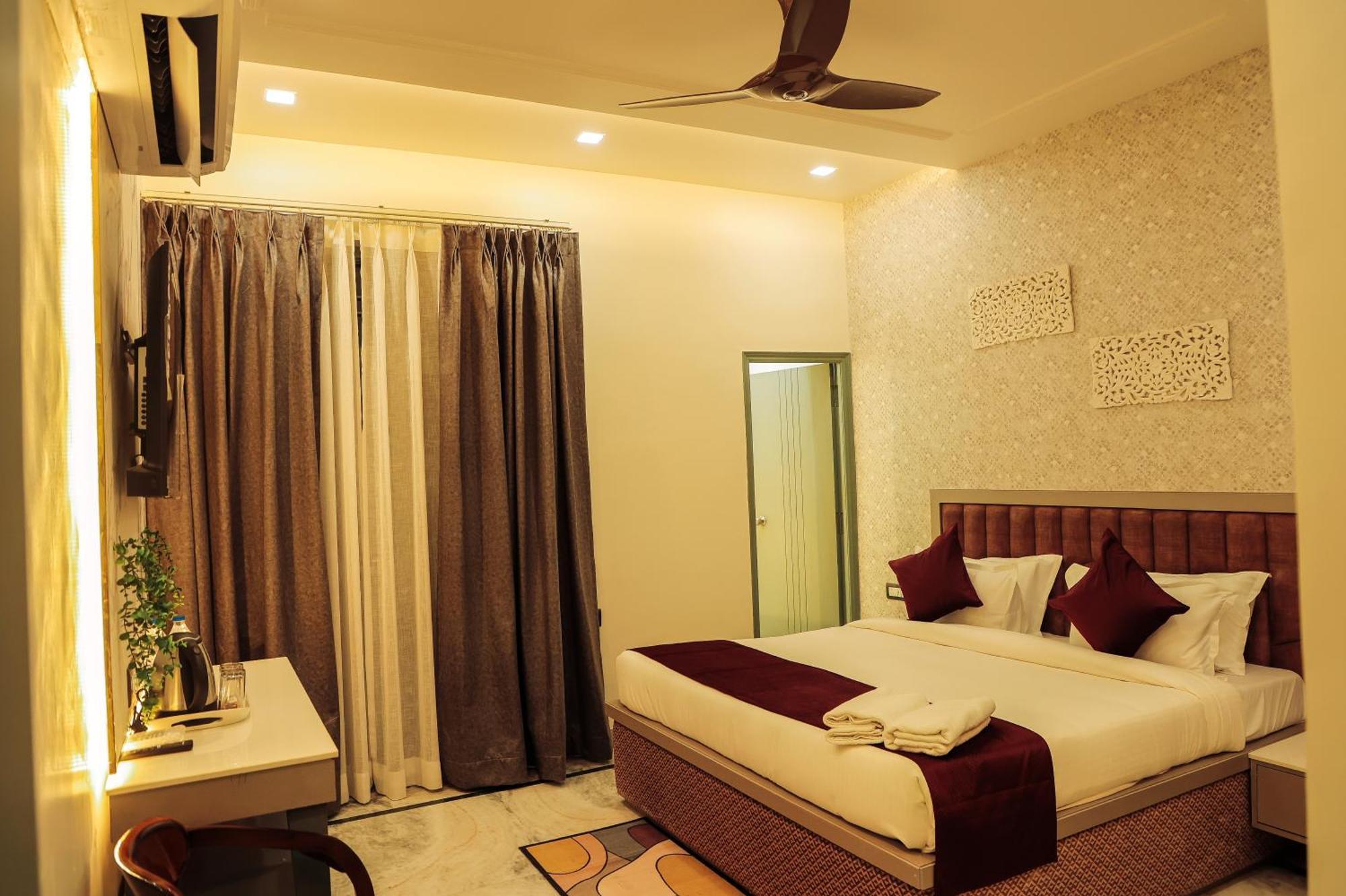 Apartment Anirudh *