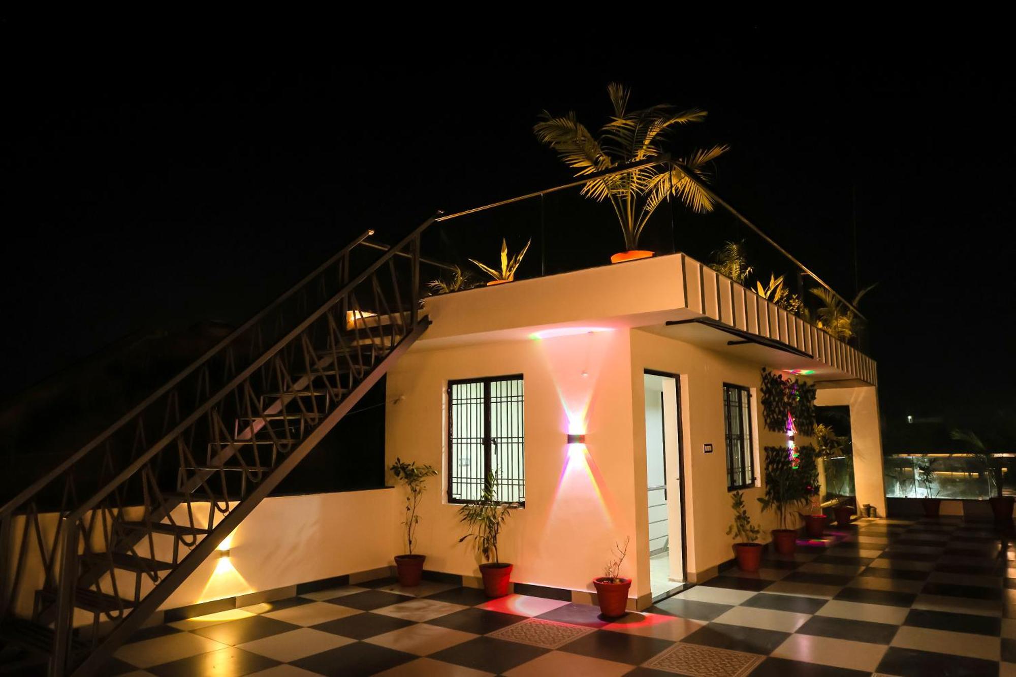 Apartment Anirudh Agra (Uttar Pradesh)