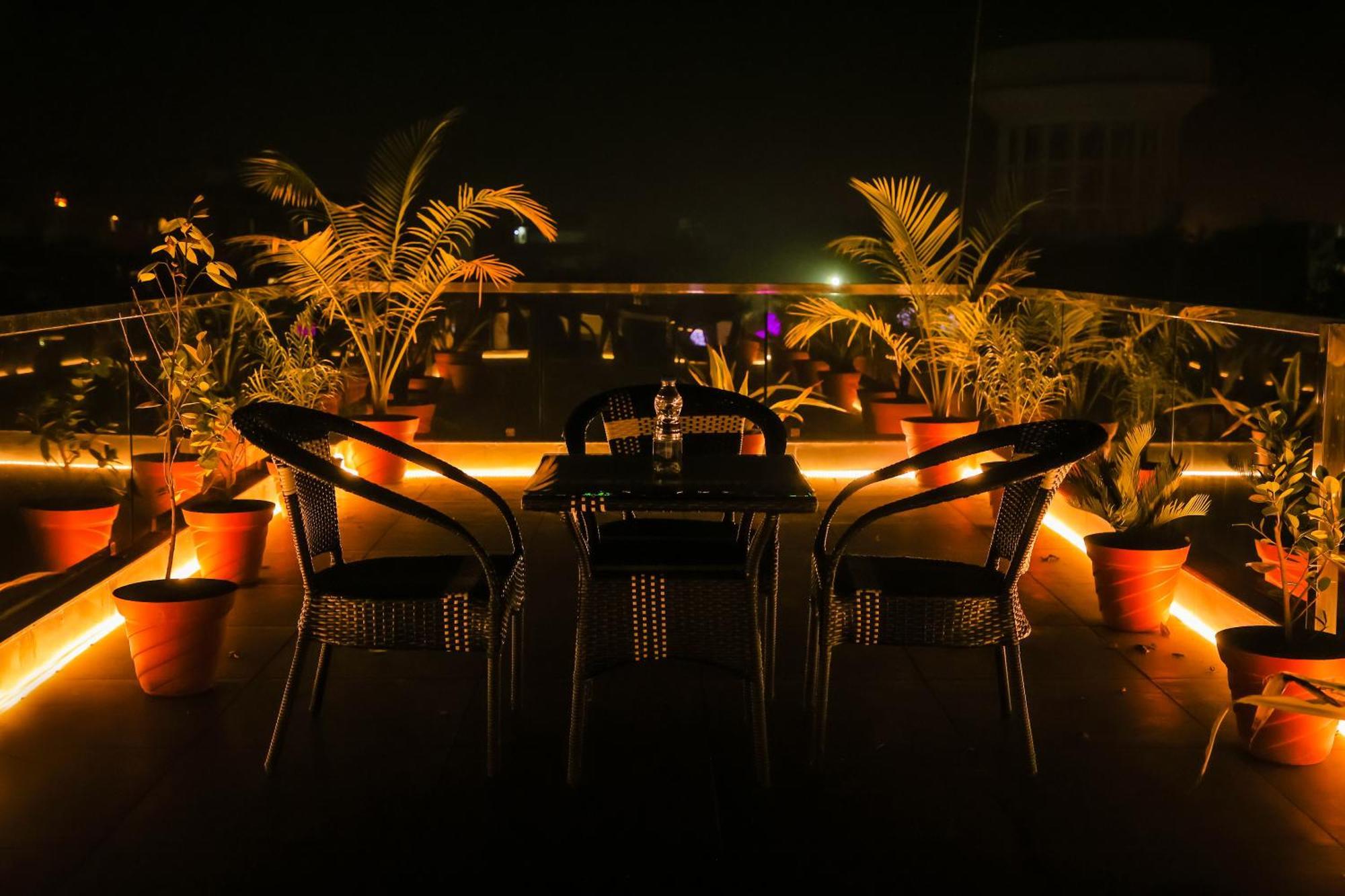 Apartment Anirudh