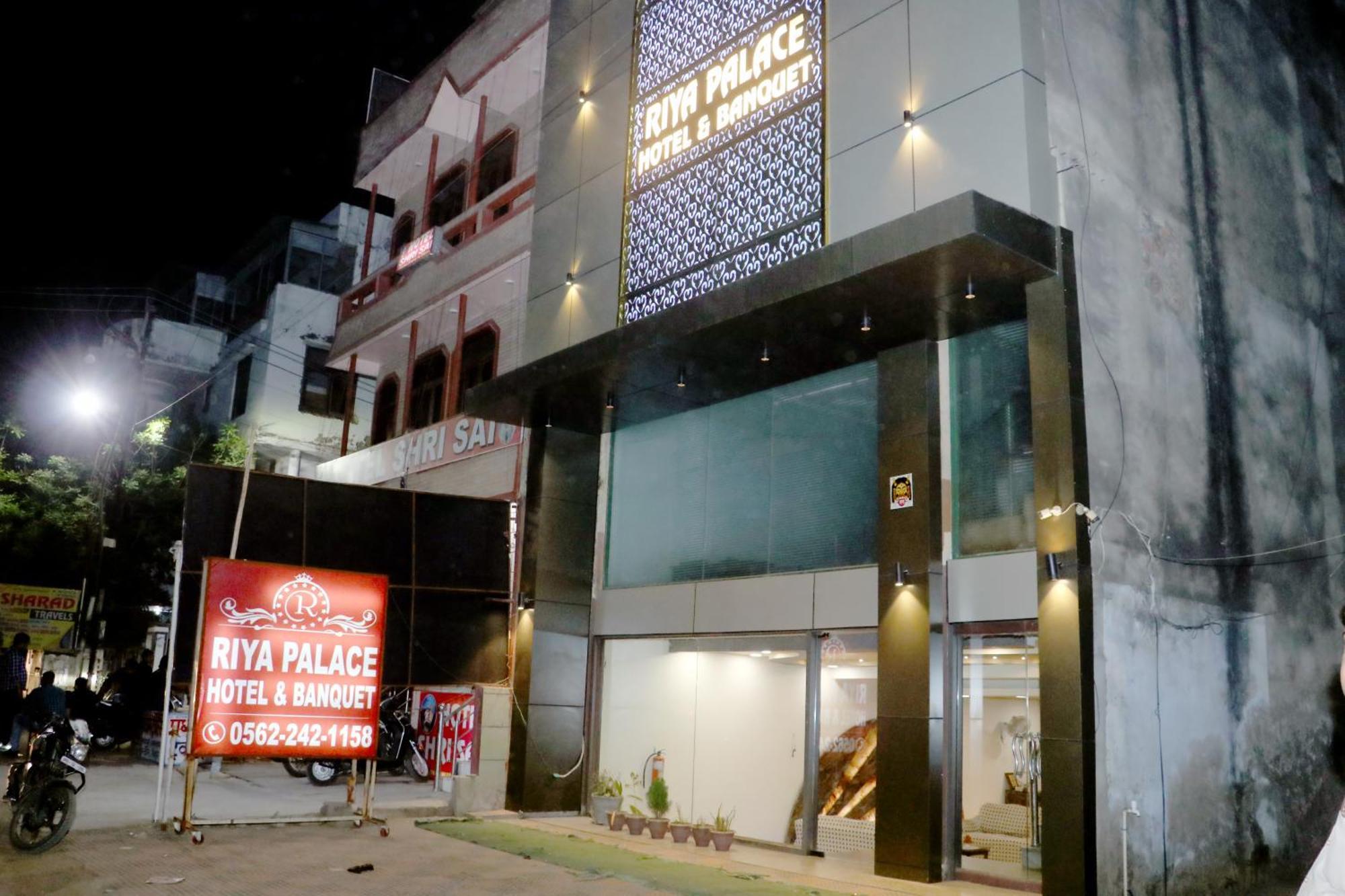 Riya Palace- Near Idgah Railway Station Agra * Agra (Uttar Pradesh)