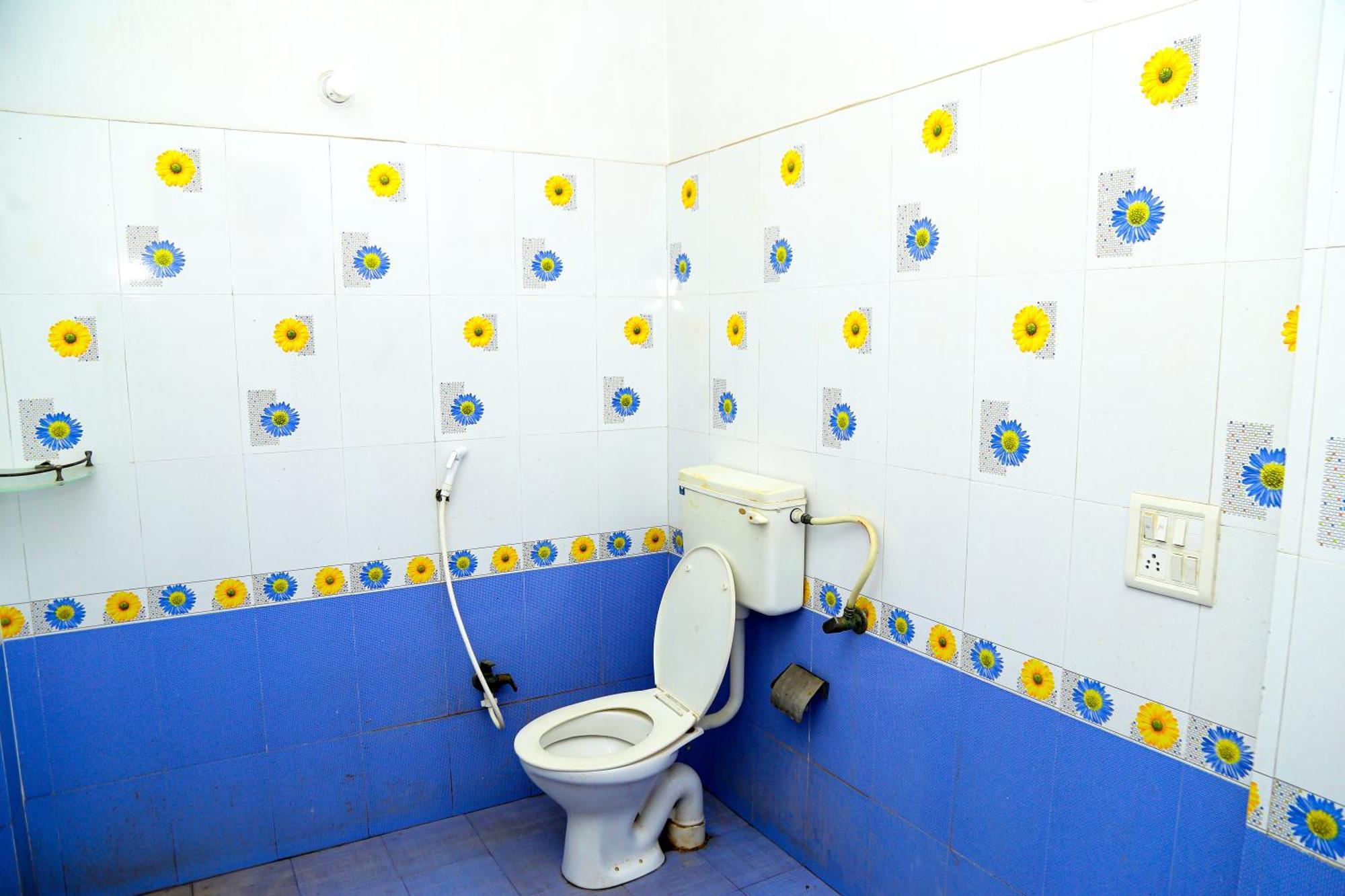 Riya Palace- Near Idgah Railway Station Agra Agra (Uttar Pradesh)
