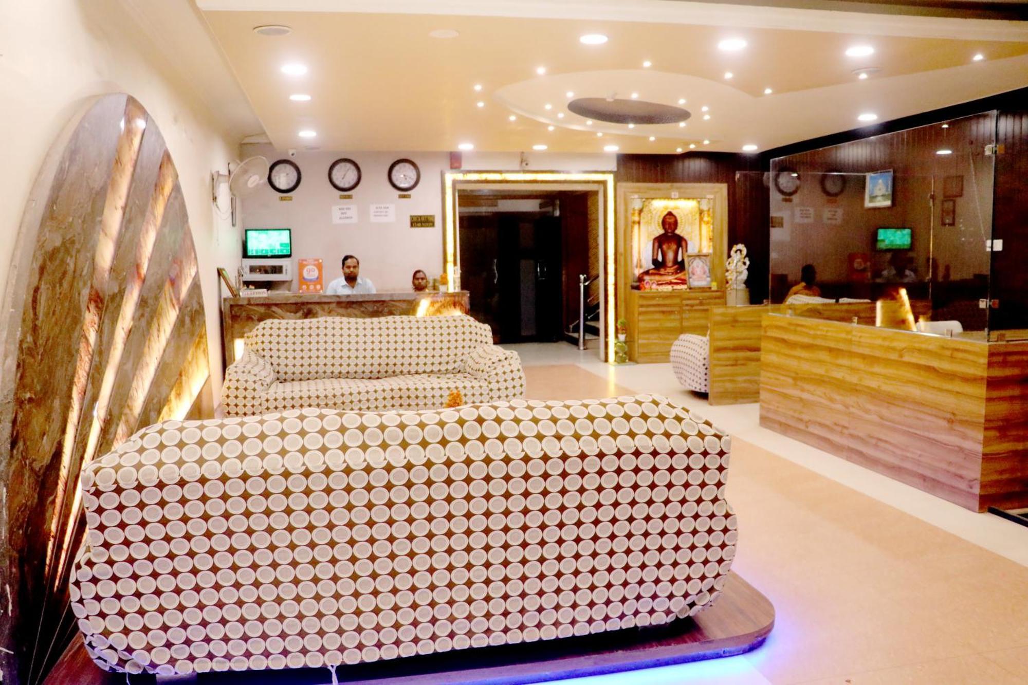 Hotel Riya Palace- Near Idgah Railway Station Agra *