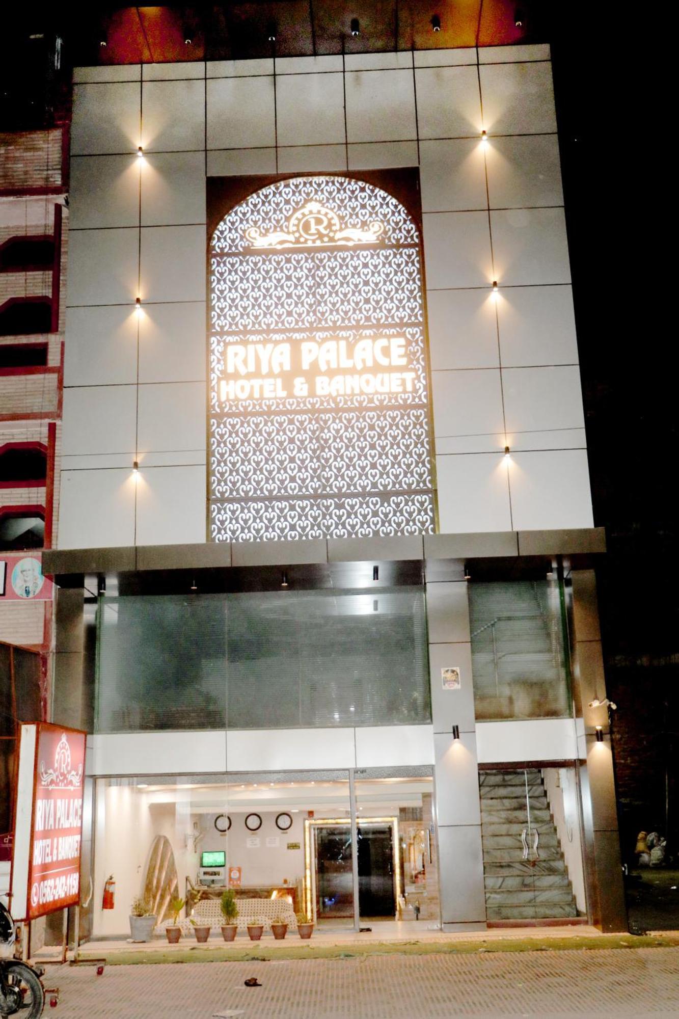 Riya Palace- Near Idgah Railway Station Agra Hotel Agra (Uttar Pradesh)