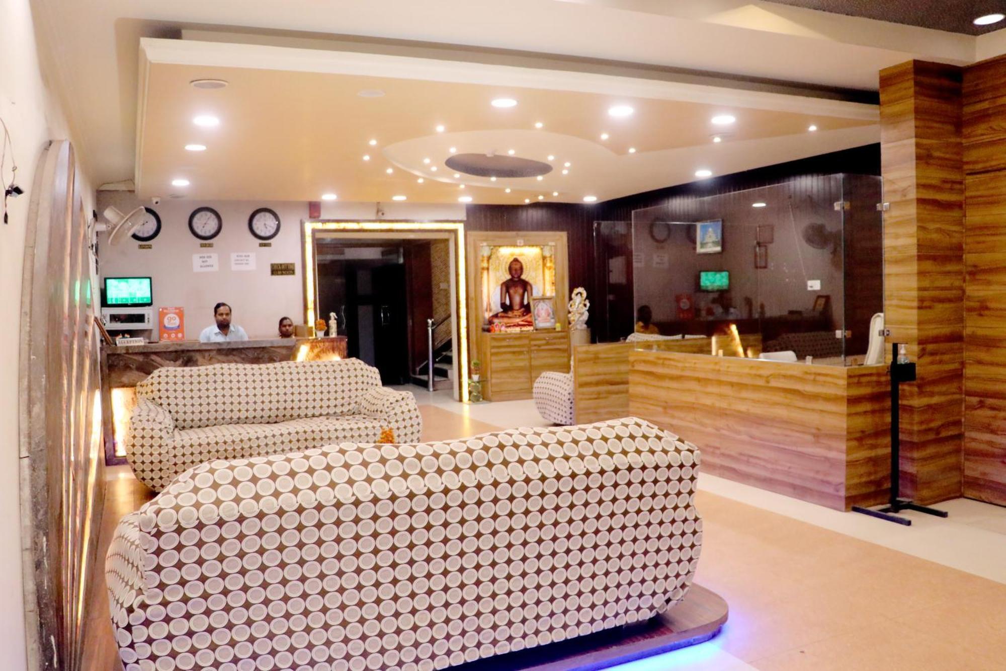 Riya Palace- Near Idgah Railway Station Agra Hotel Agra (Uttar Pradesh)