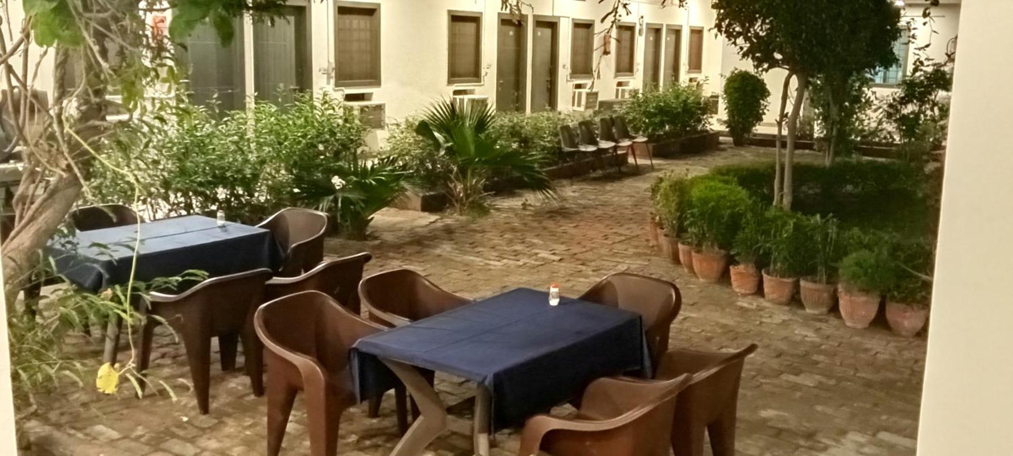 Hotel Shyam Palace India