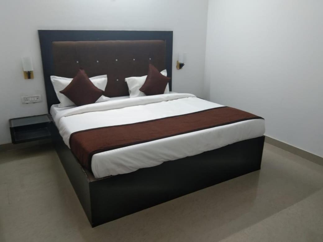 Guest house Vaibhav Palace Agra (Uttar Pradesh)