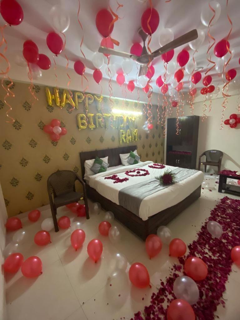 Vishu Premium * Agra (Uttar Pradesh)
