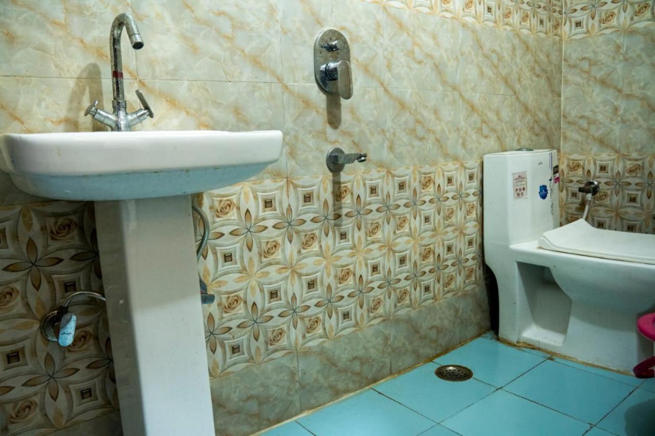Guest house Vishu Premium Agra (Uttar Pradesh)